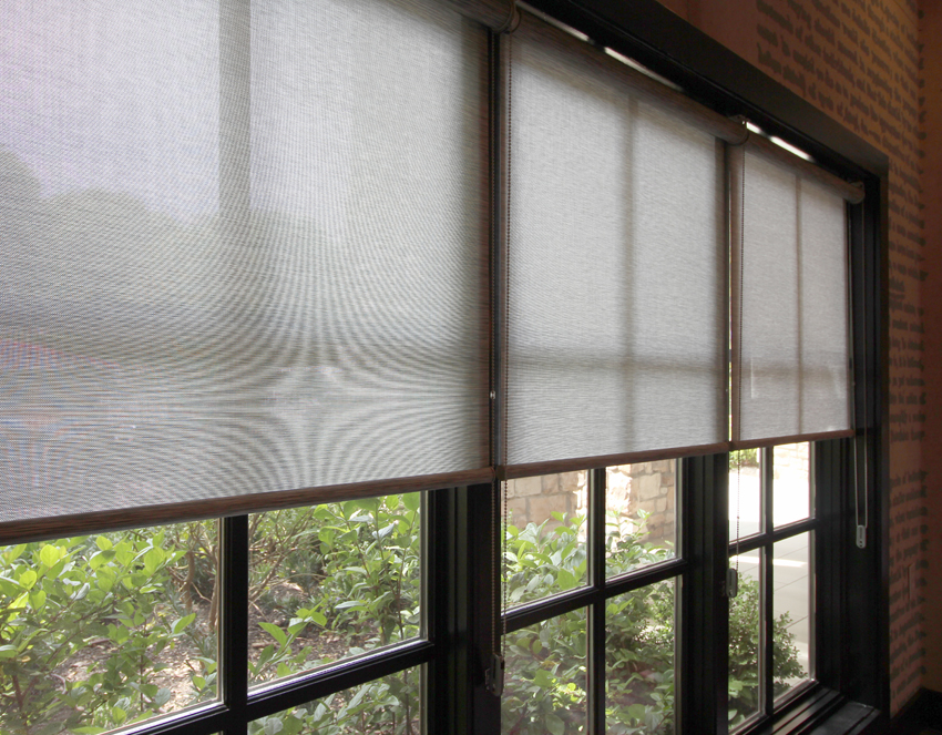 Florida room window treatments reducing heat and UV in Broward County