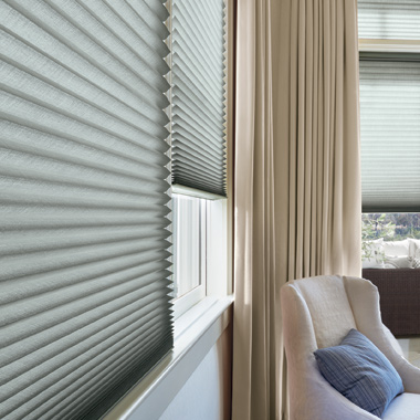 How to Clean Wood Blinds