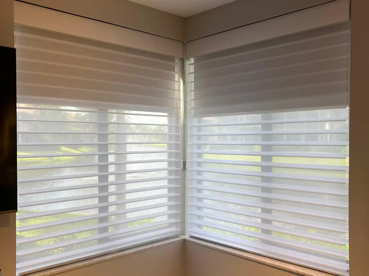 Motorized window blinds controlled by remote in Fort Lauderdale