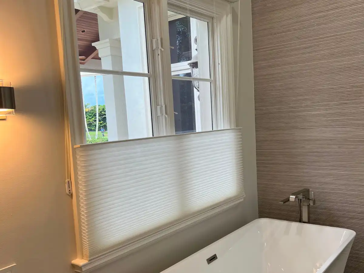 Cordless cellular shades in a Sunrise family room